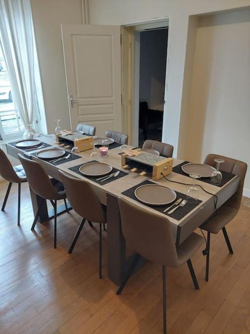 Gite D'Exception 13 Couchages Avec Jacuzzi Et Sauna Châlons-en-Champagne Exterior foto